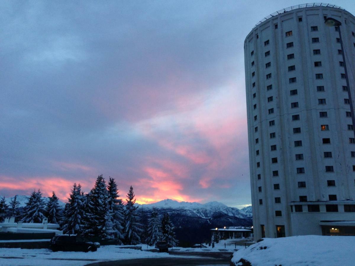 Nice House On The Ski Slopes Colle Colle Sestriere Exterior foto